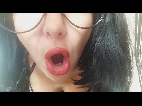 ❤️ Sayang, ibu tirimu tidak mengizinkanmu pergi ke sekolah hari ini... Aku sangat membutuhkanmu... ❌ Porno di porno id.porno24-7.ru