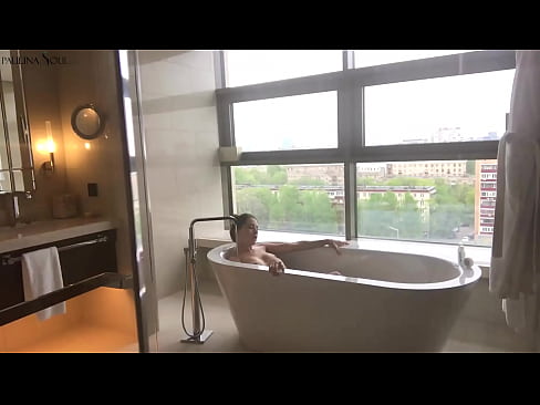 ❤️ Sayang yang luar biasa dengan penuh semangat menyentak vaginanya di kamar mandi ❌ Porno di porno id.porno24-7.ru